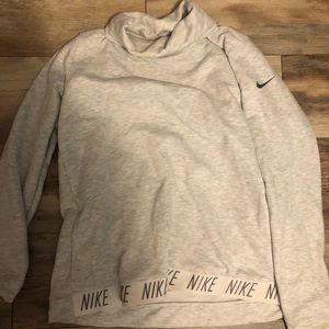 nike sweatshirt